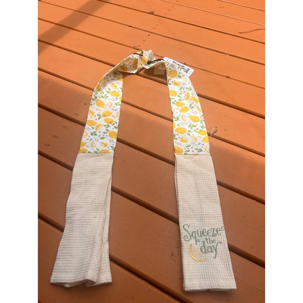 DEMDACO Squeeze The Day Lemon Kitchen Boa Cotton Waffle Knit Tea Towel 104180797